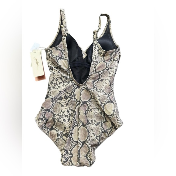 PROFILE BY GOTTEX Classics Womens safari print modest one piece swimsuit NWT - Picture 9 of 12